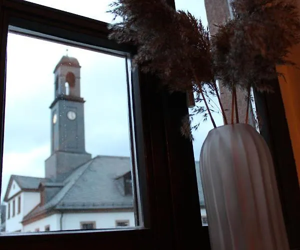 فندق مبيت وإفطار Stadthotel Rochlitz